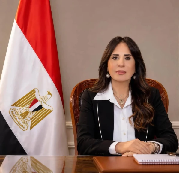 وزيرة الإسكان تتابع موقف تنفيذ مشروعات التطوير والإسكان بمدينة دمياط الجديدة