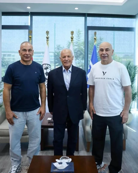 تجديد عقد الجهاز الفني لمنتخب مصر الأول حتى 2030
