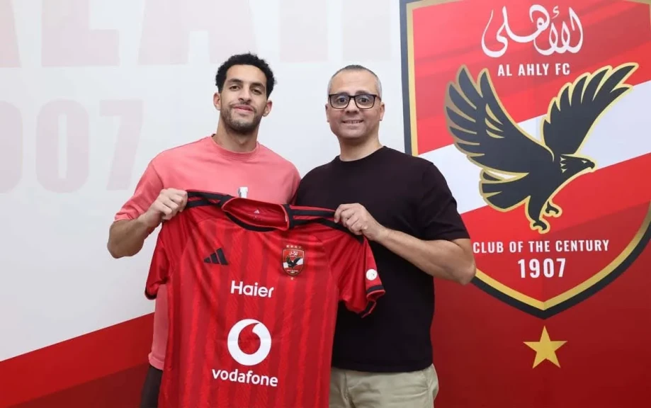 مصطفى شوبير يمدد تعاقده مع النادي الأهلي حتى عام 2029