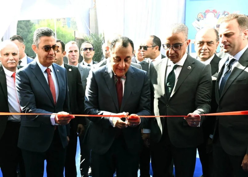 رئيس الوزراء يفتتح المعرض الرئيسي لـ ”أهلًا مدارس” بمحافظة الجيزة
