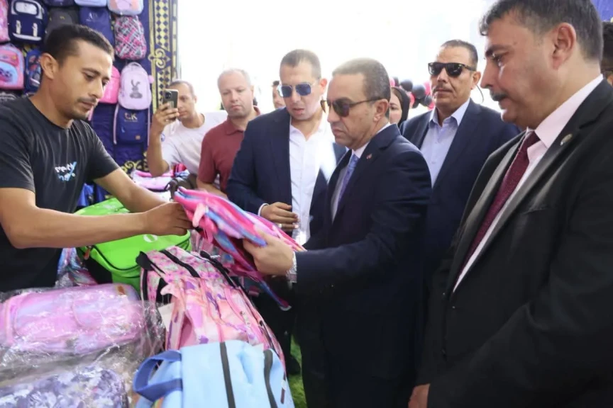 محافظ المنوفية يفتتح  معرض ” أهلاً مدارس ” لتوفير المستلزمات الدراسية
