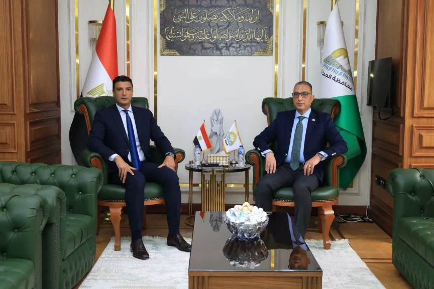 محافظ الجيزة يستقبل وزير الصناعة بمقر ديوان عام المحافظة لبحث عدد من الملفات