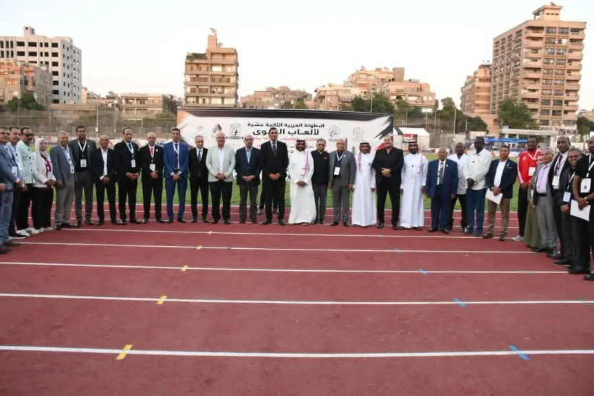 جوهر نبيل يفتتح أعمال تطوير الملعب والمضمار بالمركز الأولمبي ويشهد منافسات البطولة العربية لألعاب القوى