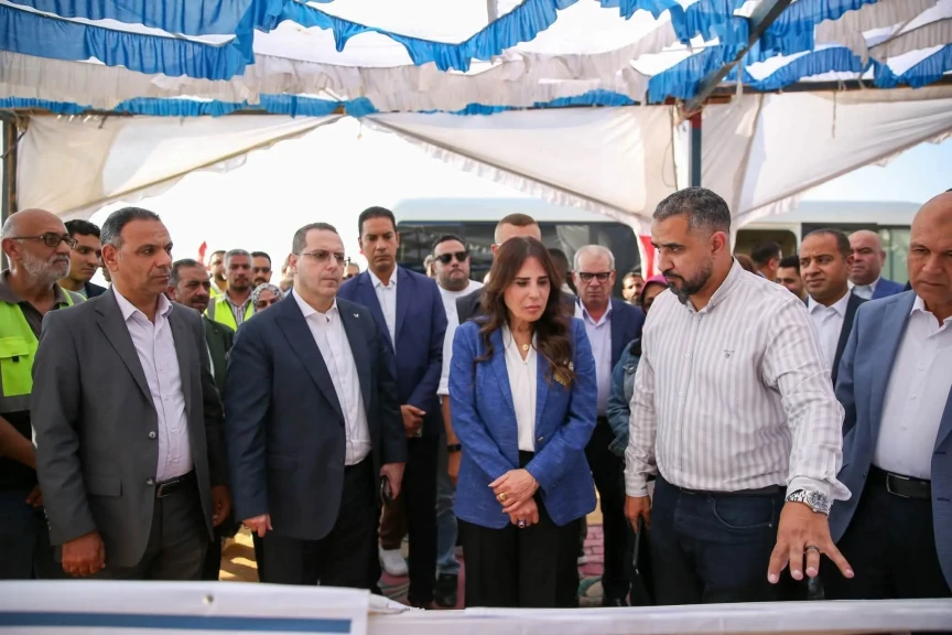 وزيرة الإسكان تتفقد مشروعات المرافق بمنطقتي الأمل والشريط الخدمي بمدينة العبور الجديدة