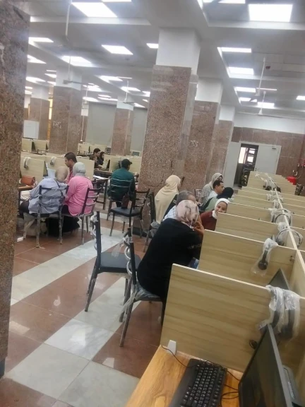 التعليم العالي: خدمات مجانية لطلاب الشهادات الفنية بمركز الحاسب الآلي بجامعة المنوفية