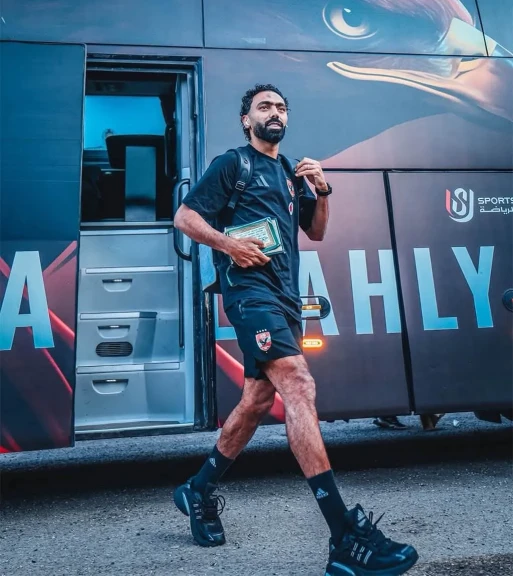 الأهلي يصل إلى ملعب مباراة المقاولون بدوري ORA