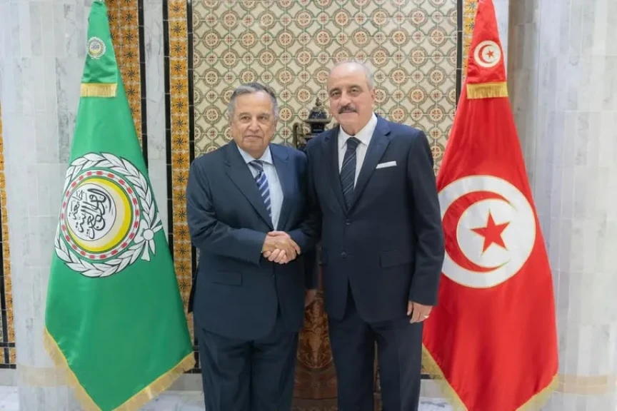 الأمين العام لجامعة الدول العربية يزور مقر وزارة الخارجية التونسية