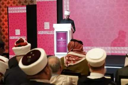 وزير الأوقاف يلقي البيان الختامي للمؤتمر التاسع عشر لمؤسسة آل البيت الملكية للفكر الإسلامي بالأردن