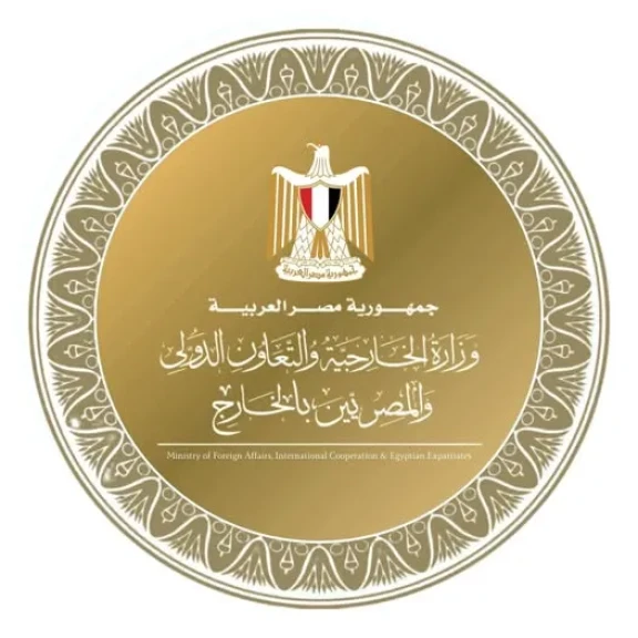 وزير الخارجية يلتقي نظيره السعودي على هامش قمة بريكس