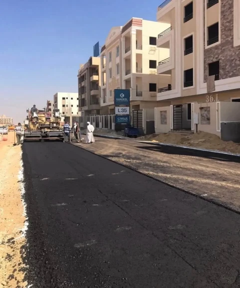 وزيرة الإسكان تتابع موقف أعمال الطرق والمرافق والخدمات بمناطق «بيت الوطن» بعدد من المدن الجديدة