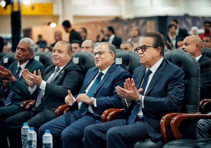 رئيس هيئة الدواء يشارك في افتتاح فعاليات مؤتمر ومعرض مصر للصحة «إيجي هيلث»