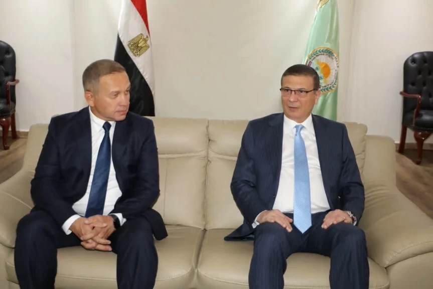 وزير الزراعة يستعرض الجهود المصرية في إنتاج التقاوي والزراعة الصحراوية وإدارة المياه مع وفداً حكومياً رفيع المستوى من أوزبكستان