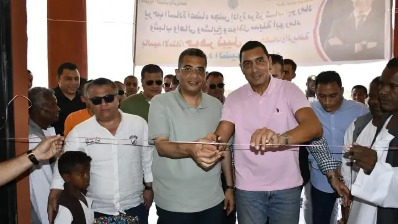 وزير الشباب والرياضة ومحافظ البحر الأحمر يفتتحان مركز شباب أبو رماد بعد تطويره