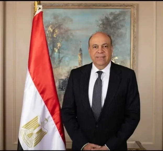 وزير الطيران المدني يهنئ مصر للطيران بمناسبة حصولها على جائزة «أكثر شركات الطيران تطورًا وتحسنًا على مستوى العالم»