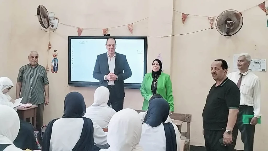 بتوجيهات وزير التربية والتعليم.. وليد ماهر يتابع انتظام العملية التعليمية بعدد من مدارس الدقهلية ويرصد الكثافات والعجز في المعلمين