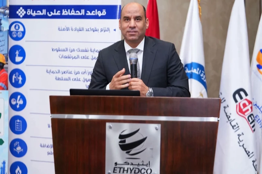 وزير العمل يختتم جولته بالإسكندرية من قلب مواقع العمل والإنتاج.. ويتفقد ”إيثيدكو” بالعامرية