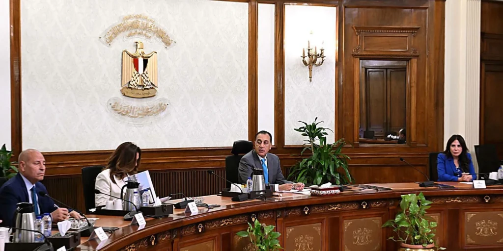 رئيس الوزراء يتابع الموقف التنفيذي لمشروع ”تخضير القاهرة الكبرى”