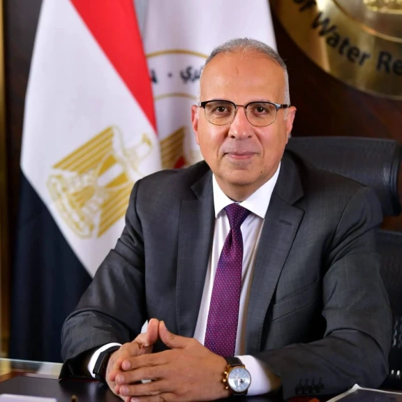 وزير الري يتابع مستجدات تنفيذ ”المشروع القومي لضبط نهر النيل وفرعيه