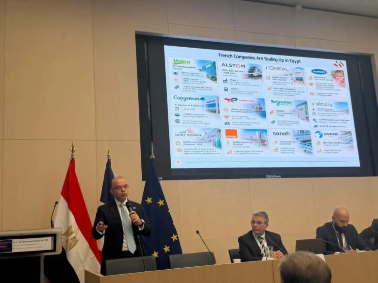 وزير الاستثمار يستعرض أمام ممثلي 200 شركة بباريس أبرز محطات تطوير بيئة الأعمال في مصر
