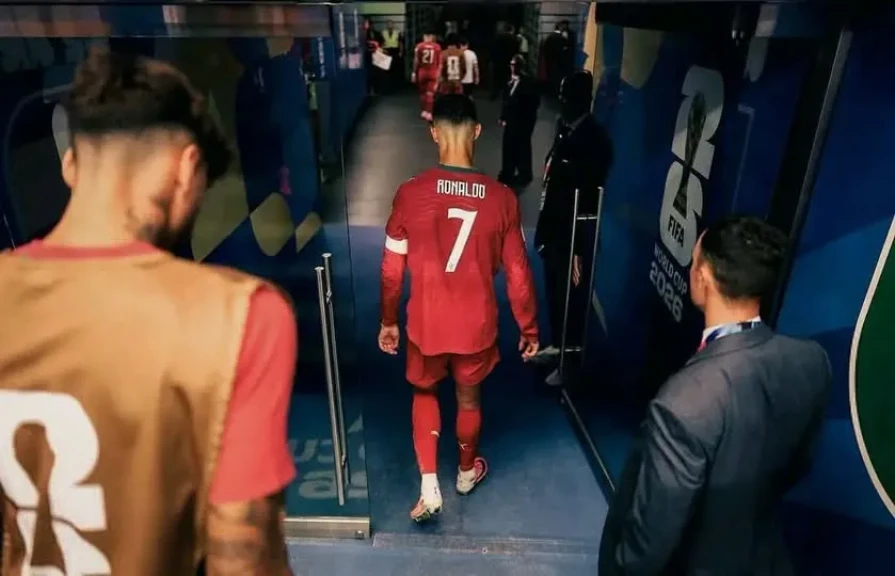 كريستيانو رونالدو يلمح بالإعتزال