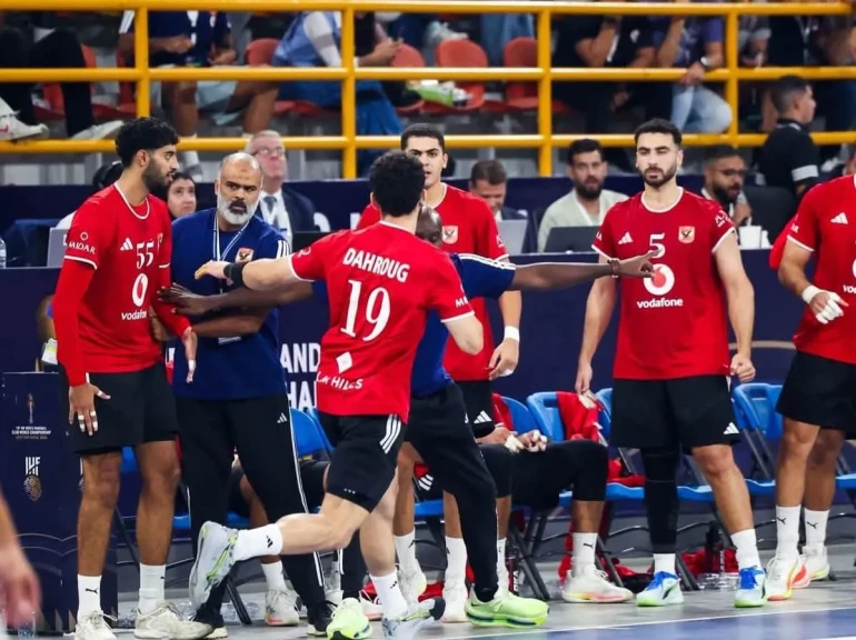 «رجال يد الأهلي» يفوز على الزمالك ويحصد برونزية بطولة العالم