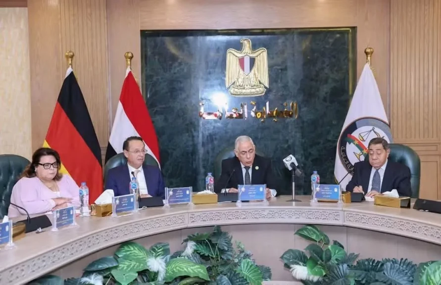 النائب العام يستقبل مجلس أمناء الجامعة الألمانية بالقاهرة ويبحث سبل تعزيز التعاون المشترك