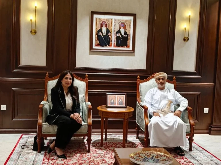 وزيرة الإسكان تلتقي رئيس بلدية مسقط لبحث تبادل الخبرات في مجالات التخطيط والتطوير العمراني
