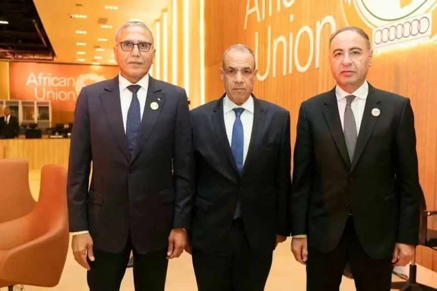وزير الخارجية يعقد لقاءً ثلاثياً مع نظيريه التشادي والليبي لبحث سبل تعزيز التعاون في مجال مكافحة الإرهاب وتفعيل تجمع الساحل والصحراء