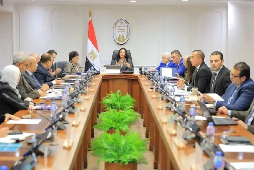 وزيرة التضامن الاجتماعي تترأس أول اجتماع لمجلس إدارة صندوق رعاية المسنين