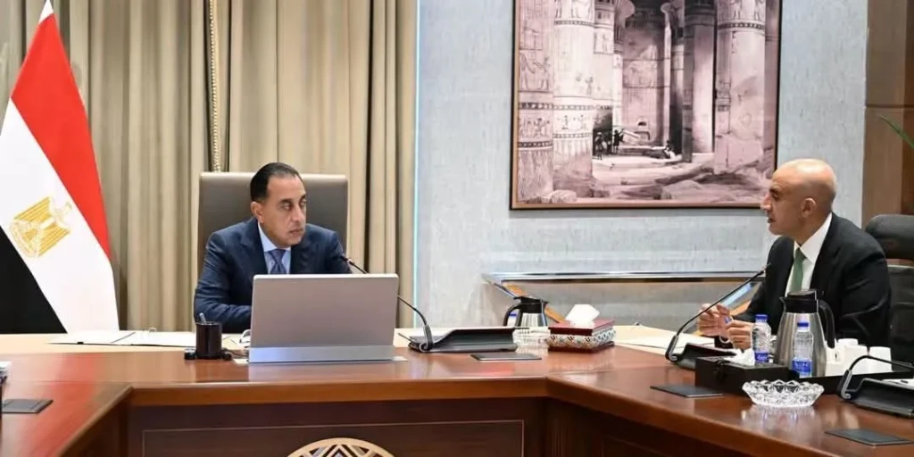 رئيس الوزراء يستعرض الحوافز المستدامة لتشجيع القطاع الخاص على إدارة مدارس التكنولوجيا التطبيقية