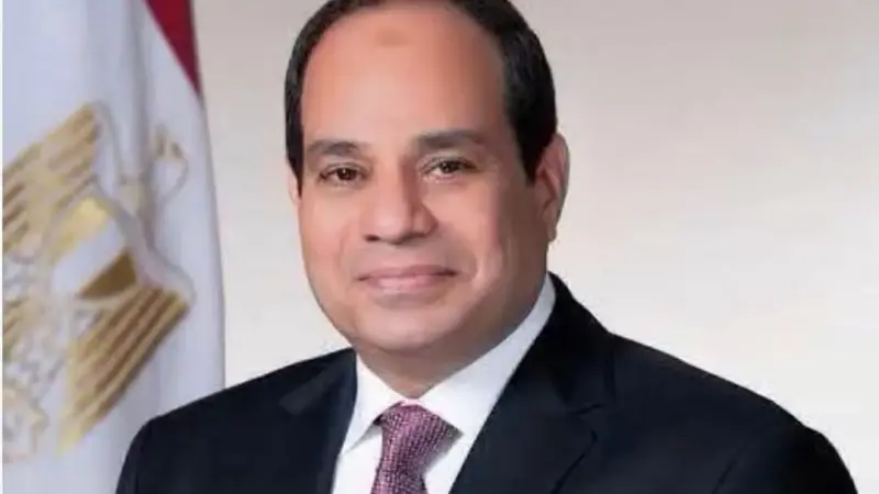 الرئيس السيسي يصل إلى قاعدة سول الجوية
