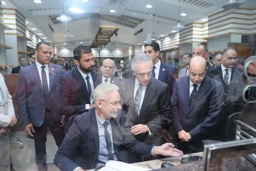 وزير العدل يُجري جولة تفقدية مفاجئة لمحكمتي جنوب الجيزة وجنوب القاهرة الابتدائيتين