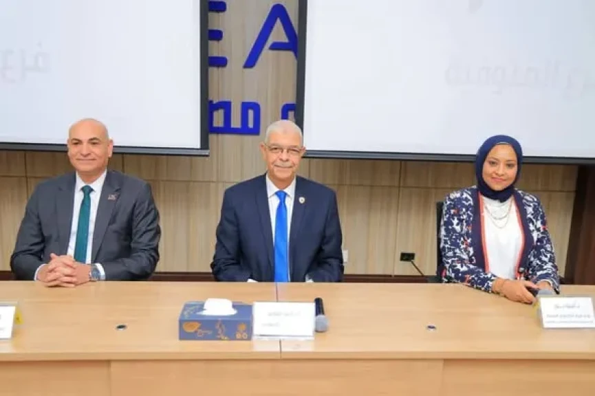 رئيس جامعة المنوفية يكرم الطلاب المتميزين بالتدريب الصيفى بمعهد تكنولوجيا المعلومات ITI مراكز إبداع مصر الرقمية