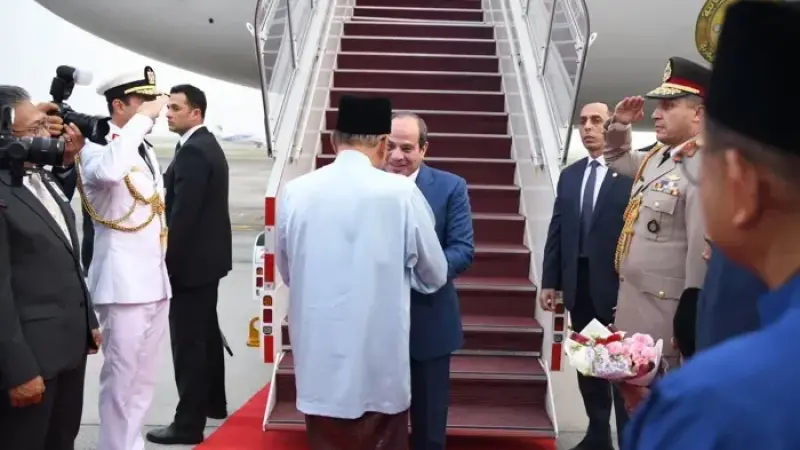 الرئيس السيسى: غادرت ماليزيا العزيزة وفي القلب كل المحبة والتقدير لملكها ورئيس وزراءها والشعب الماليزي الرائع