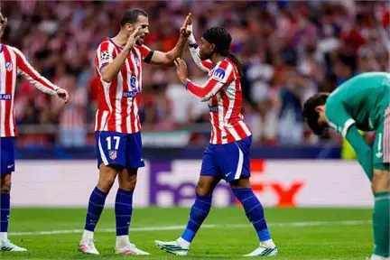 أتلتيكو مدريد يهزم مانشستر يونايتد بثنائية في دوري الأبطال