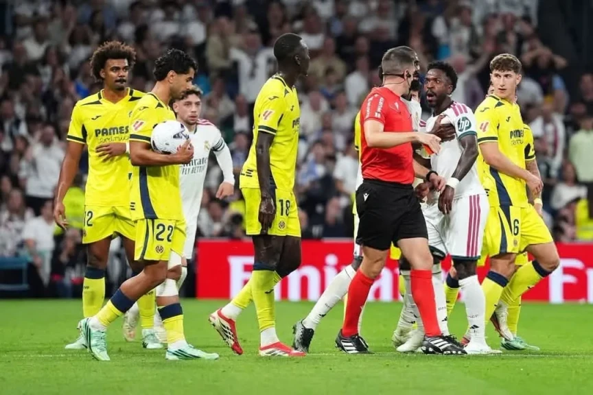 إيقاف فينيسيوس جونيور 4 مباريات بالليجا من ضمنهم الكلاسيكو ضد برشلونة