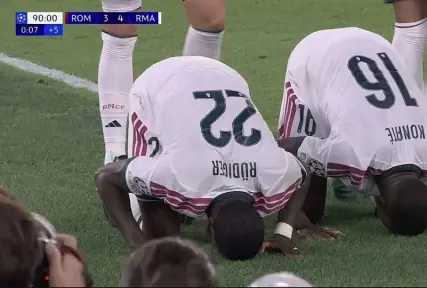 ريمونتادا ملكية.. ريال مدريد يقلب الطاولة على روما ويخطف فوزًا مثيرًا بدوري أبطال أوروبا