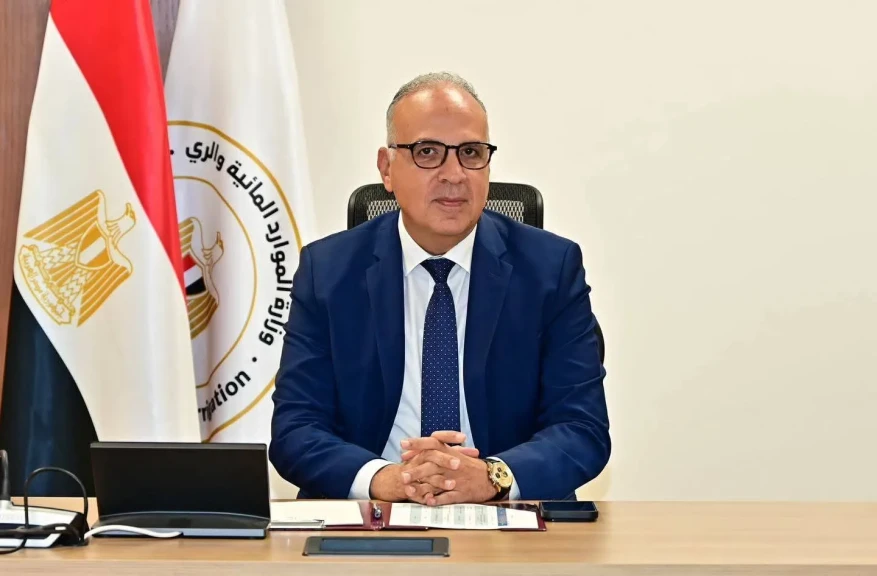 وزير الري يلتقي وفد ”التحالف العالمي لمستقبل الزراعة”، وكبيري مسؤولي عدد من الجامعات البريطانية