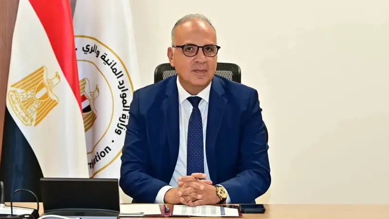 وزير الري يلتقي وفد ”التحالف العالمي لمستقبل الزراعة”، وكبيري مسؤولي عدد من الجامعات البريطانية