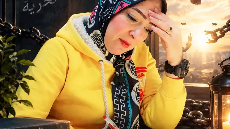 سجين الحرية؟ حين تتحول الشاشات  إلي قيود