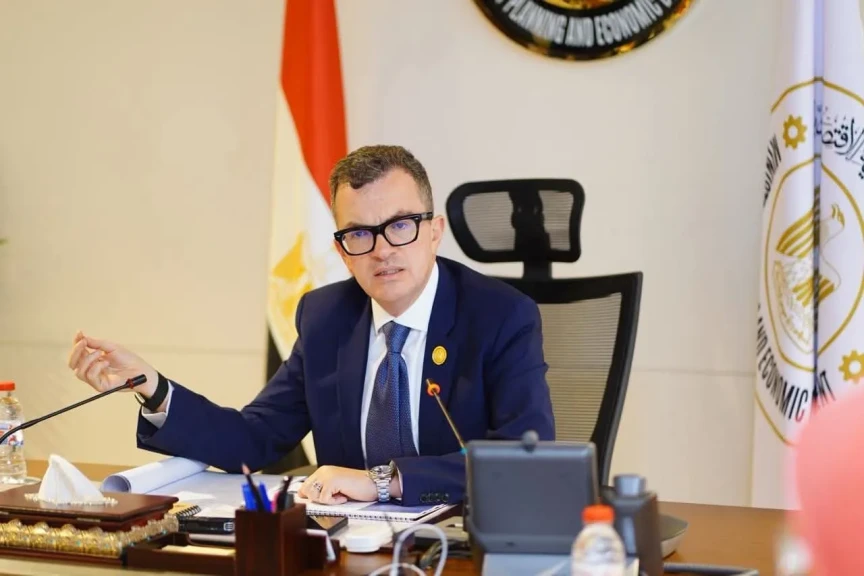 وزير التخطيط يترأس اجتماعًا لبحث الاستغلال الأمثل لأصول بنك الاستثمار القومي الناتجة عن تسوية التشابكات المالية
