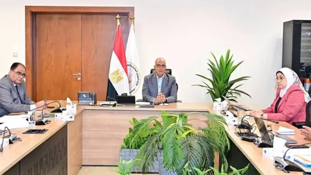 وزير الري يتابع جهود إدارة واستغلال أملاك وزارة الموارد المائية والري وتعظيم الاستفادة منها