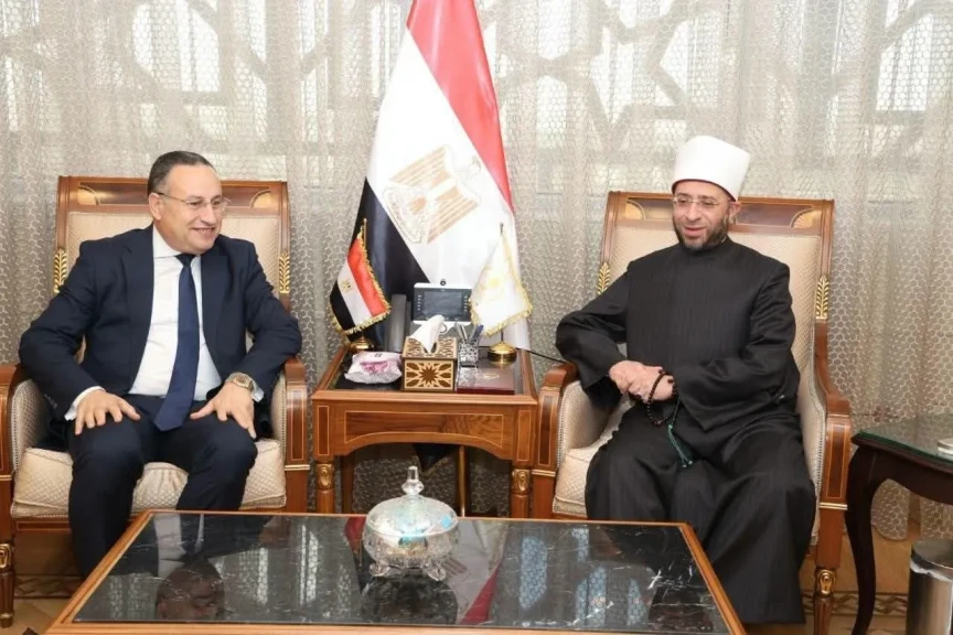 وزيرا الأوقاف والتعليم العالي يبحثان تعزيز الوعي وترسيخ القيم الإيجابية وتوظيف البحث العلمي في تطوير الخطاب الدعوي