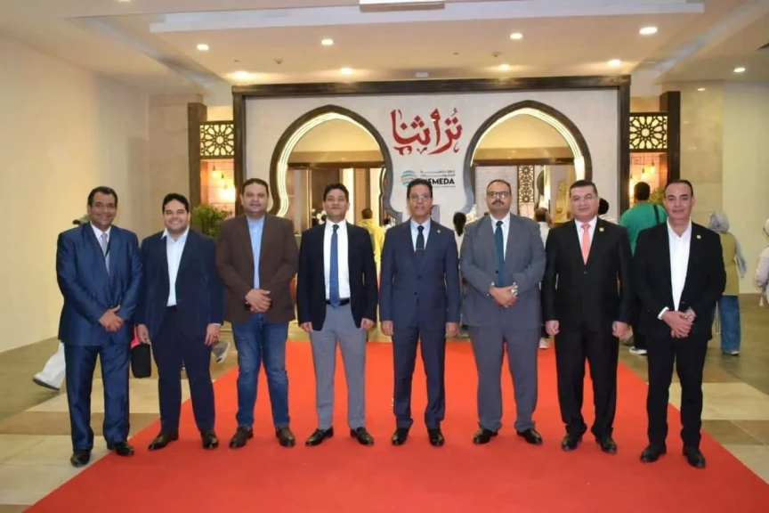 رئيس جامعة بنها يتفقد معرض ”تراثنا 2026” ويبحث تعزيز التعاون مع جهاز تنمية المشروعات