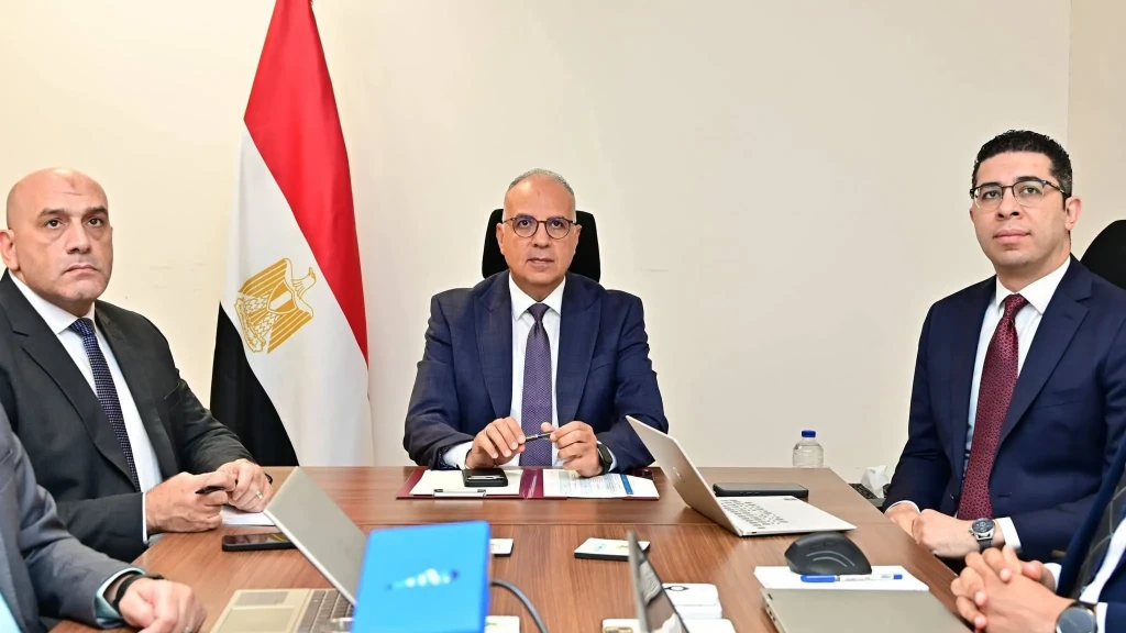 وزير الري يتابع جهود رصد المنظومة المائية باستخدام صور الأقمار الصناعية لدعم الإدارة الذكية للمياه