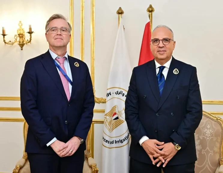 وزير الري يلتقي المبعوث الفنلندي الخاص للمياه لبحث تعزيز التعاون بين مصر وفنلندا في مجال المياه