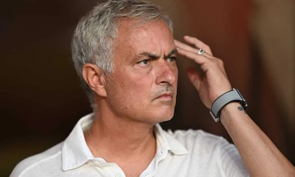 فابريزيو رومانو:ريال مدريد يدفع 15 مليون يورو للحصول على جوزيه مورينيو من بنفيكا