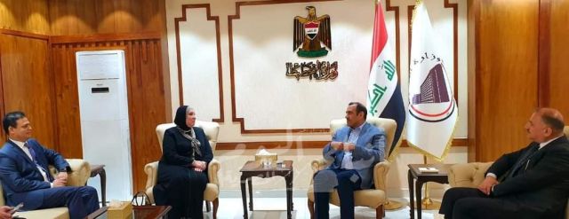 وزيرة التجارة والصناعة تلتقي وزير التخطيط العراقي