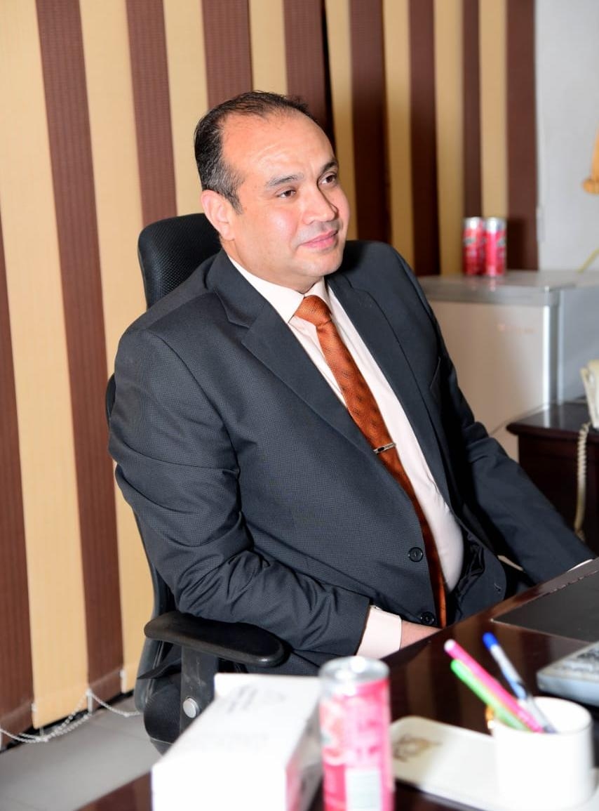 الدكتور طارق عبد النبي العلكي